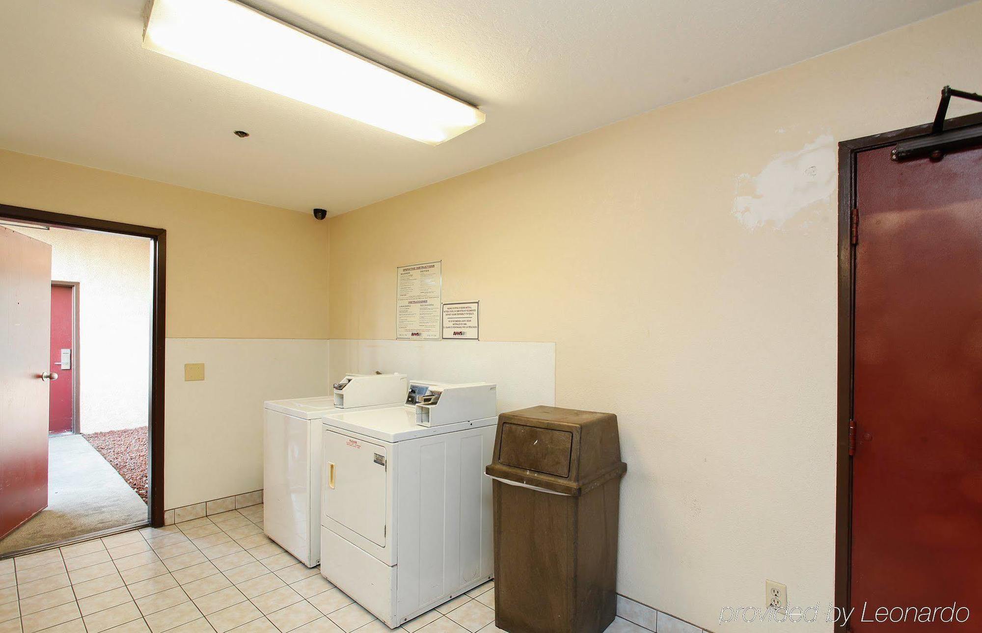 Ontario Airport Executive Inn エクステリア 写真