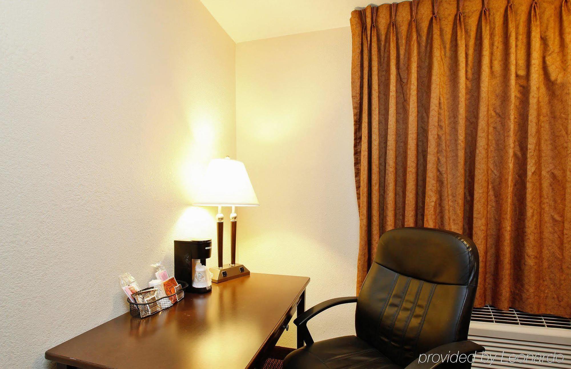 Ontario Airport Executive Inn エクステリア 写真
